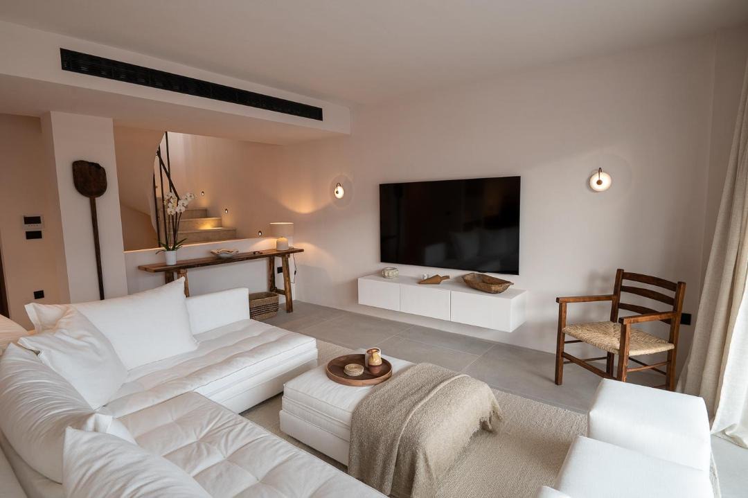 Photo of Livingroom in Anatolikos Sinikismos