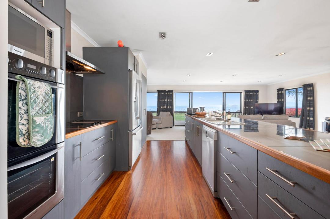 Photo of Kitchen in Waitetoko