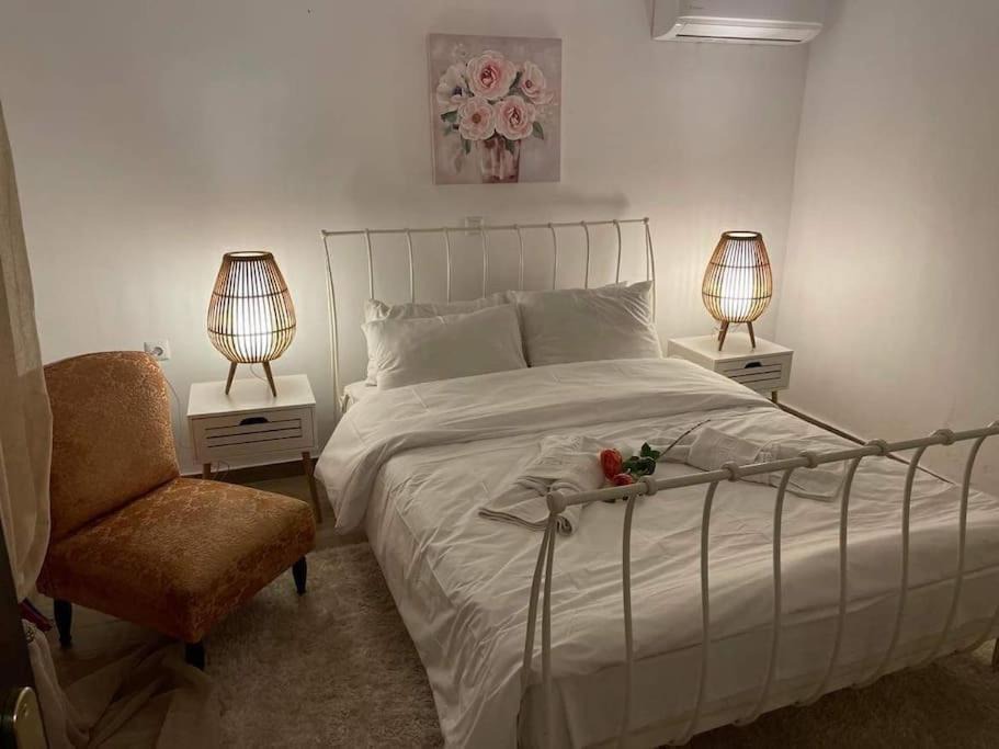Photo of Bedroom in Drama