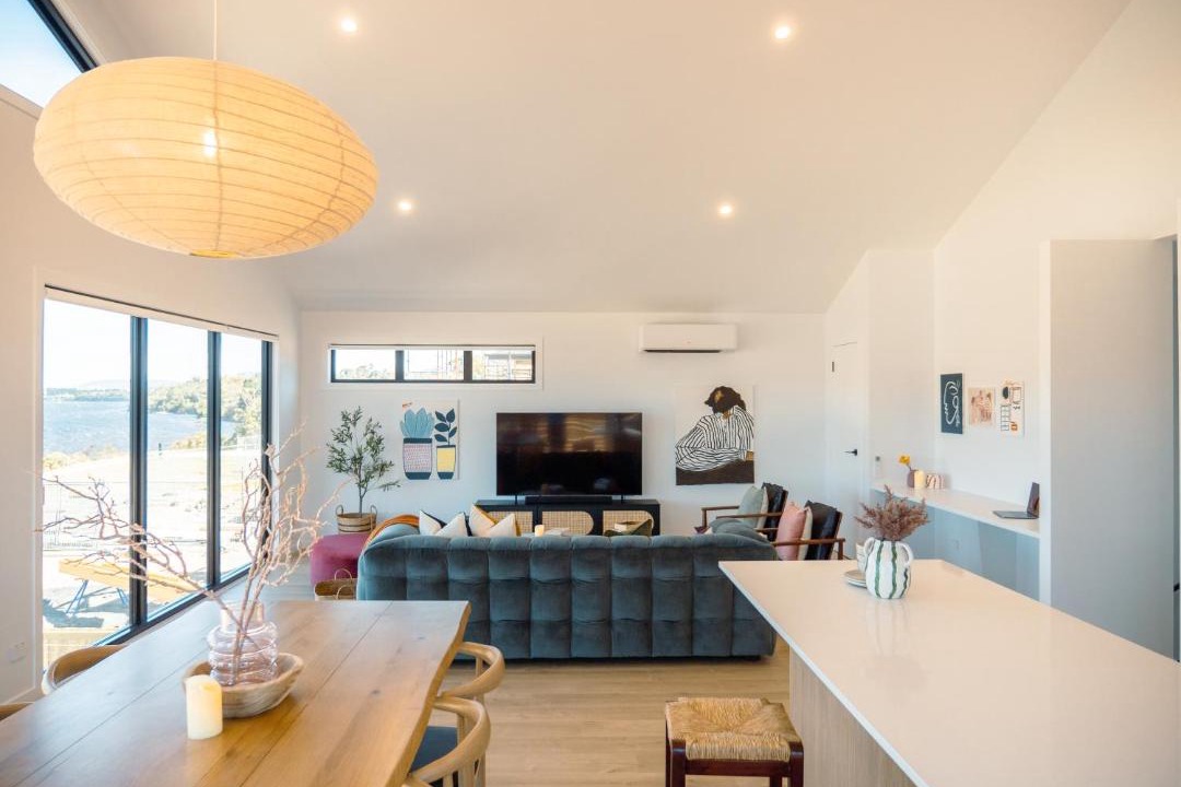 Photo of Livingroom in Sullivan's Cove