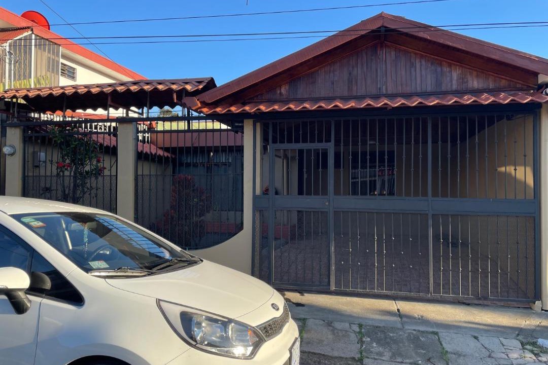 Photo of Buildings in Anselmo Llorente