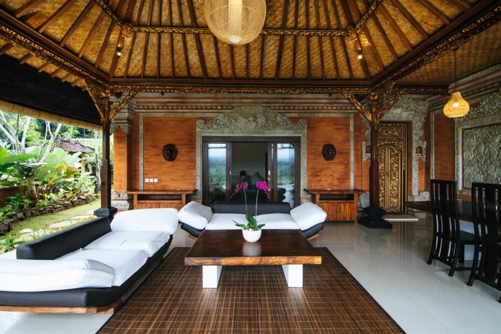 Photo of Others in Sidemen