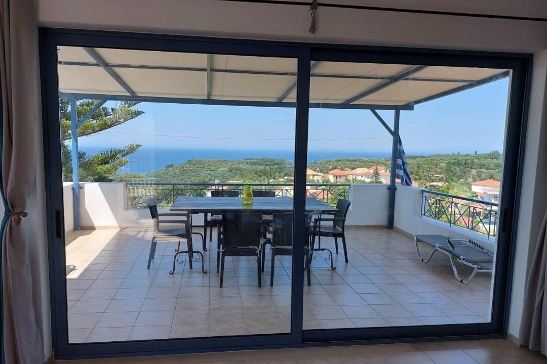 Photo of Patio Balcony in Alonia