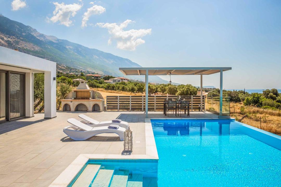 Photo of Outdoor in Karavados