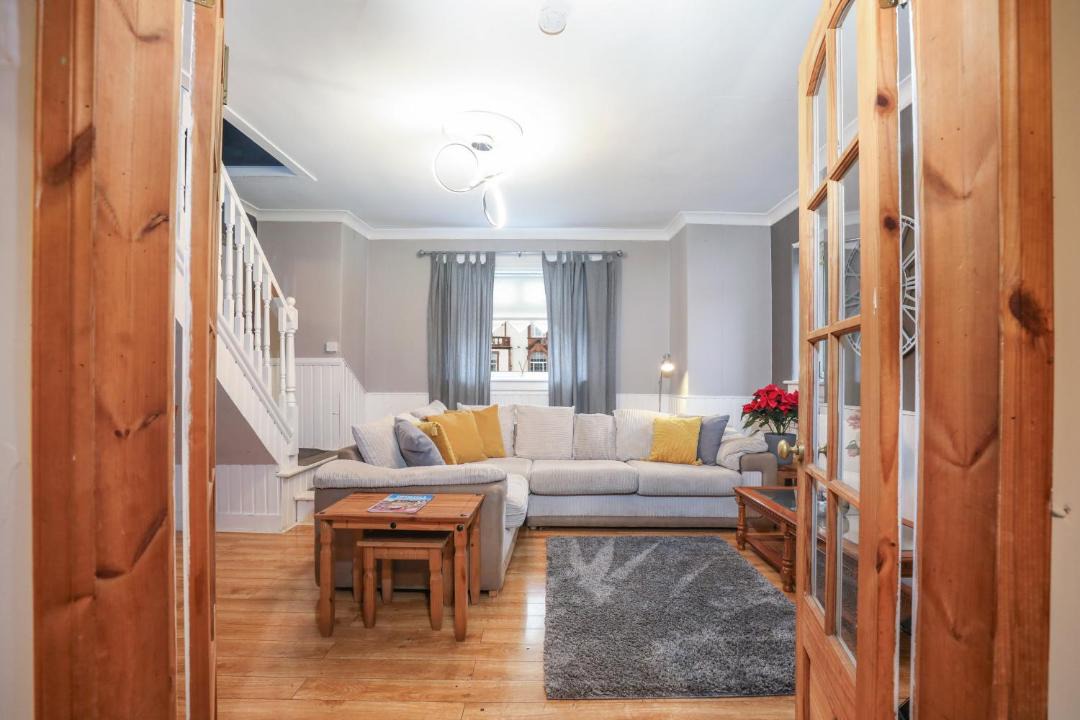 Photo of Livingroom in Gilmerton