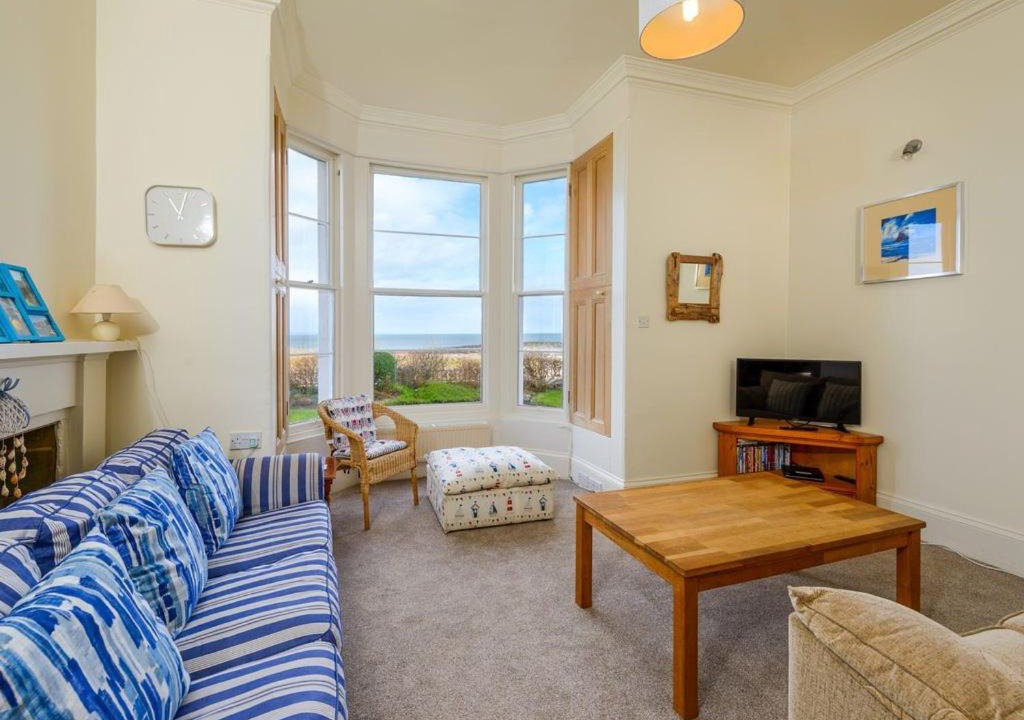 Photo of Livingroom in North Berwick