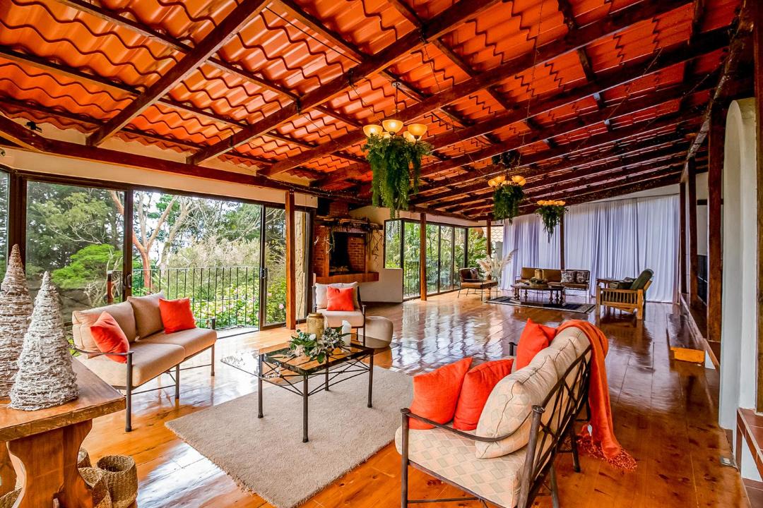 Photo of Livingroom in Roble