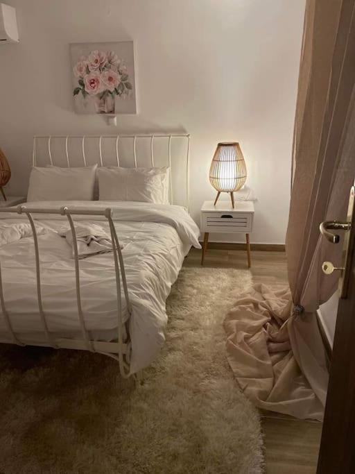 Photo of Bedroom in Drama