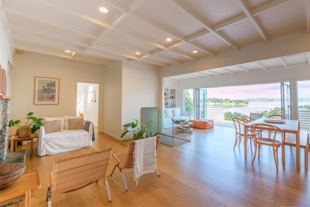 Photo of Livingroom in Omiha