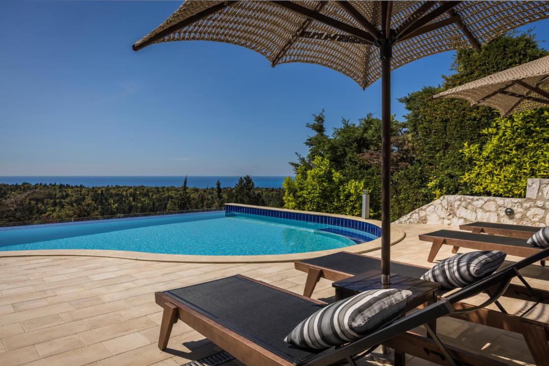 Photo of Patio Balcony in Antipata
