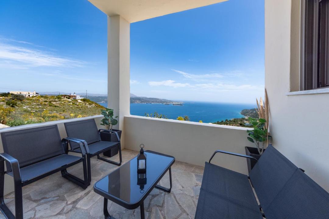 Photo of Patio Balcony in Megala Chorafia