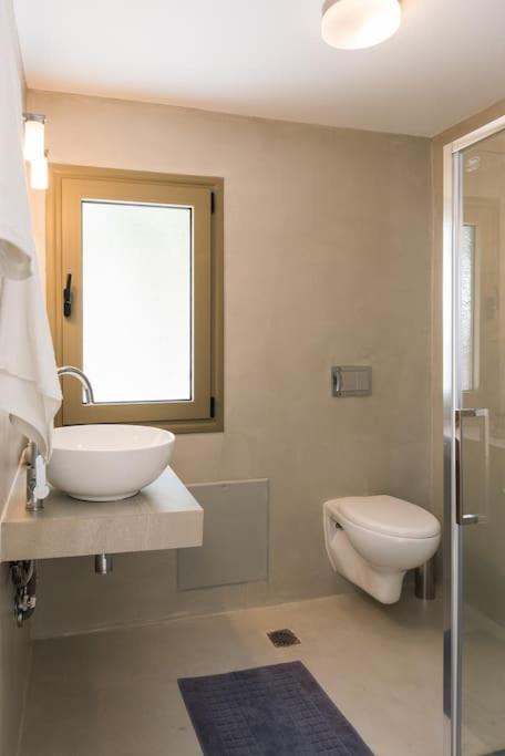 Photo of Bathroom in Fragkokastello