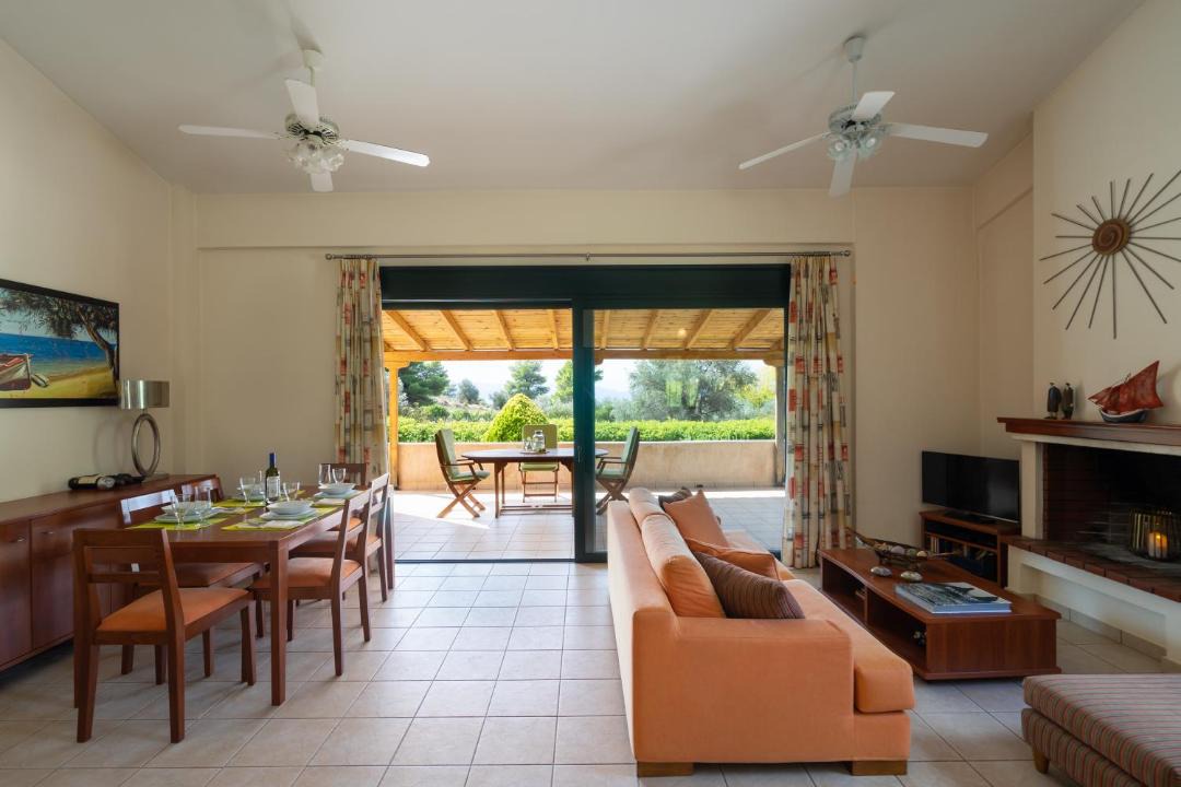 Photo of Livingroom in Paradise Beach