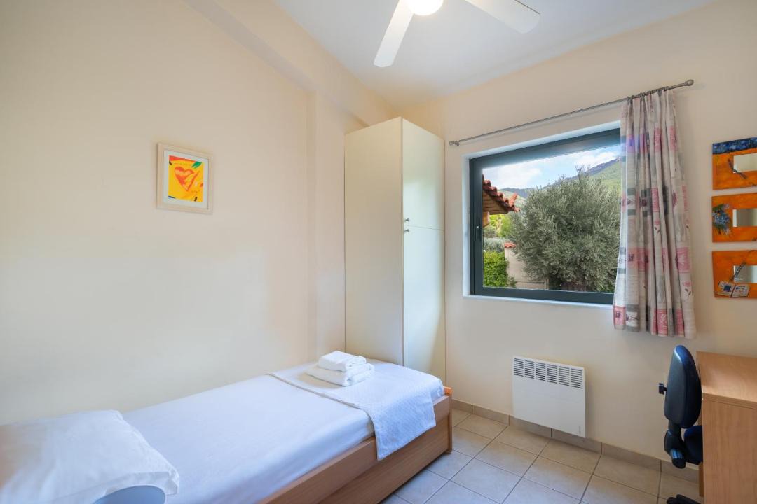 Photo of Bedroom in Paradise Beach