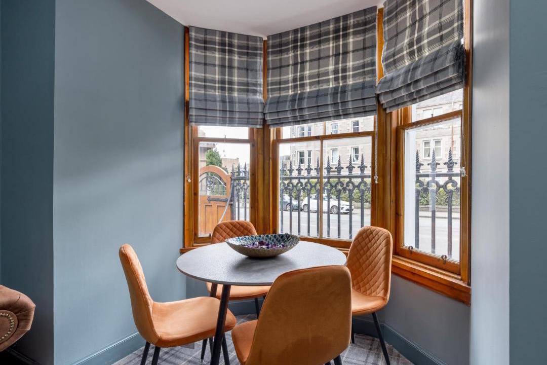 Photo of Livingroom in Murrayfield