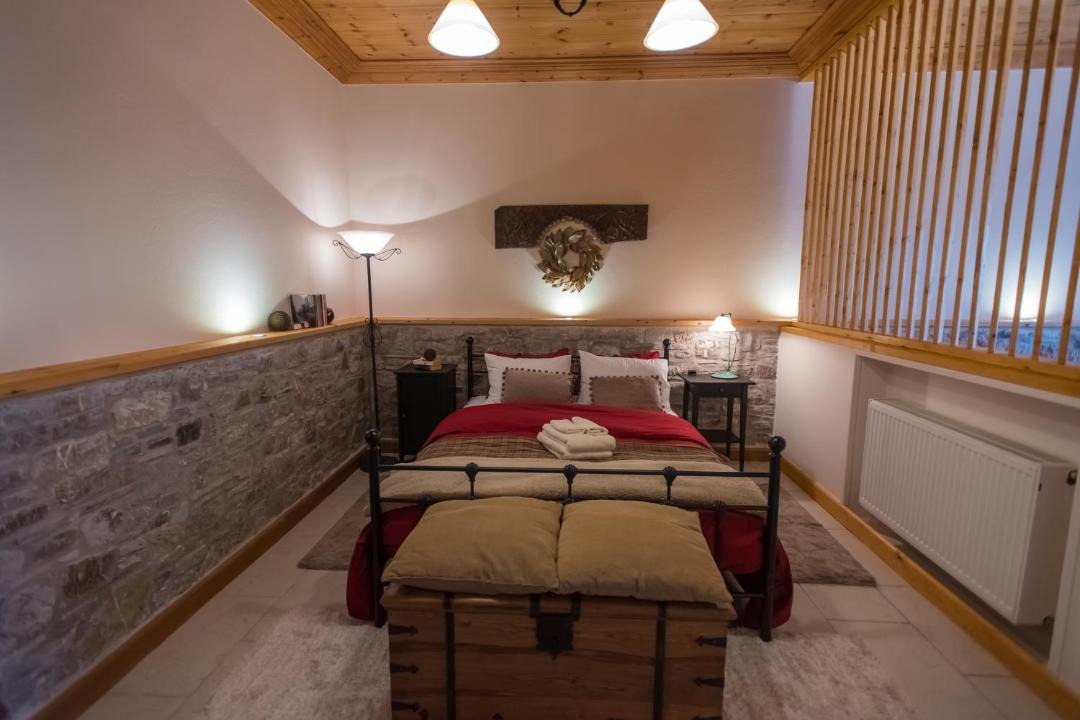 Photo of Bedroom in Karpenisi