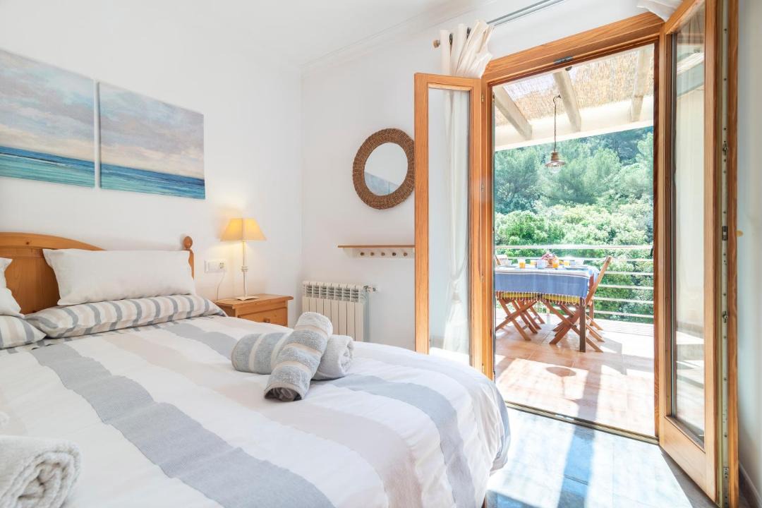 Photo of Bedroom in Cala San Vicente
