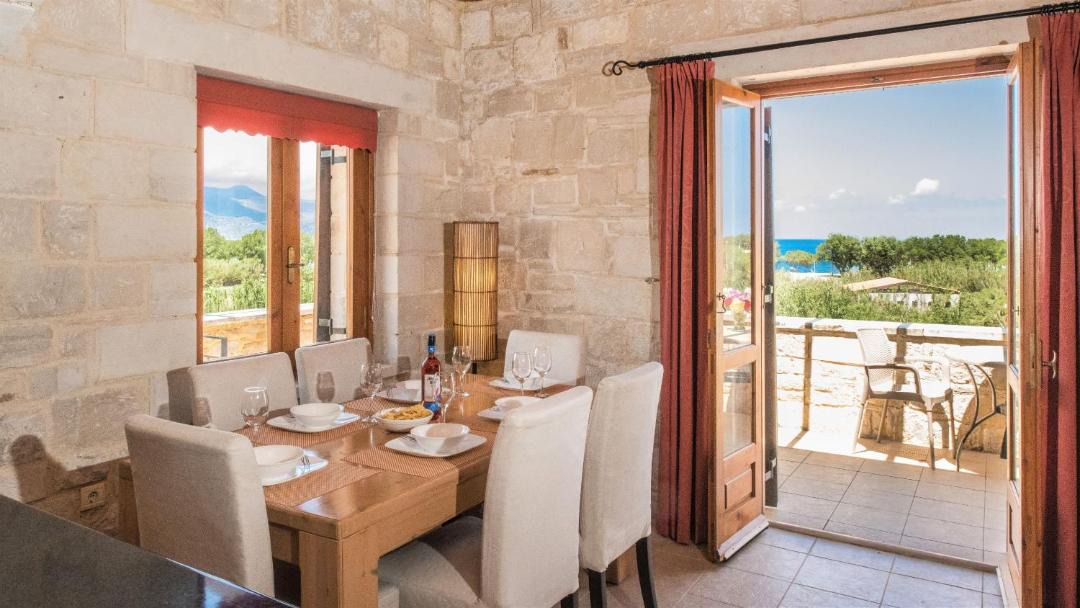 Photo of Livingroom in Tavronitis