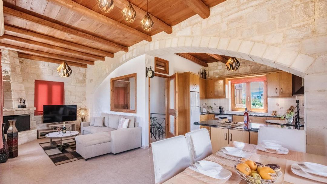 Photo of Livingroom in Tavronitis