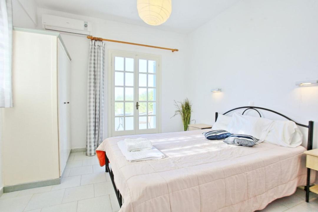 Photo of Bedroom in Almiros Beach
