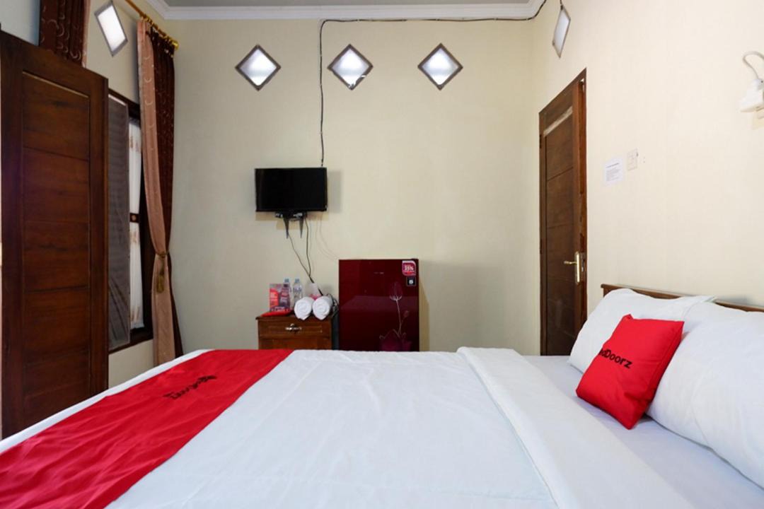 Photo of Bedroom in Pacitan