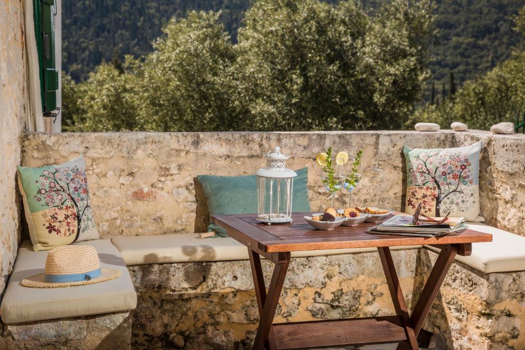 Photo of Patio Balcony in Tselendata