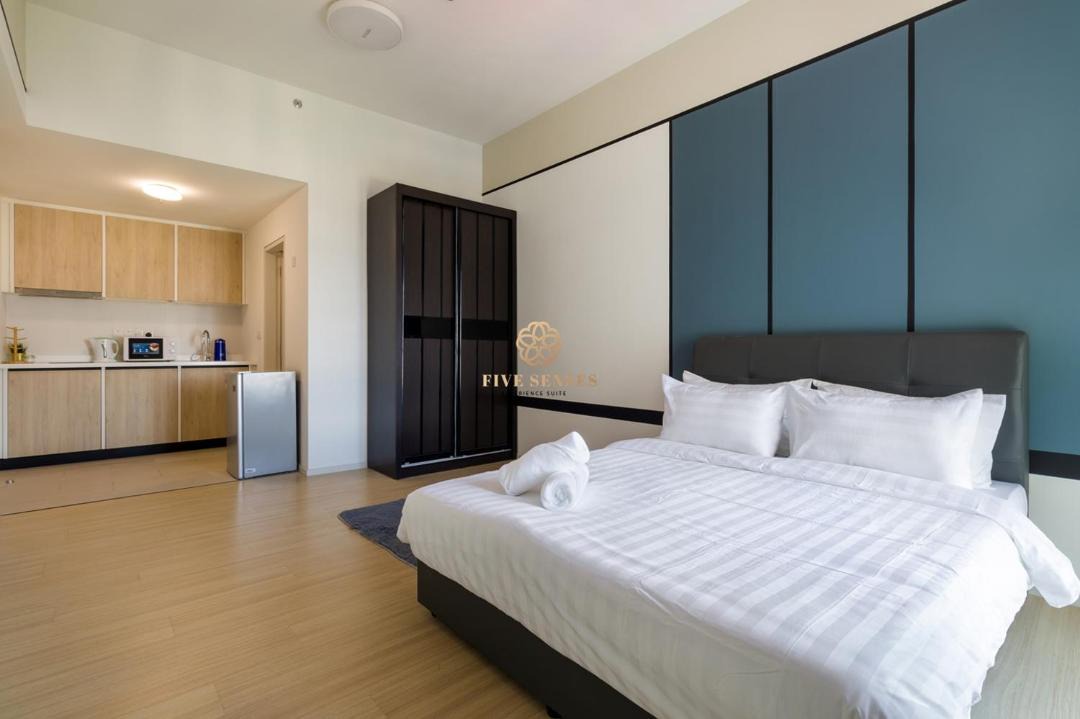 Photo of Bedroom in Maluri