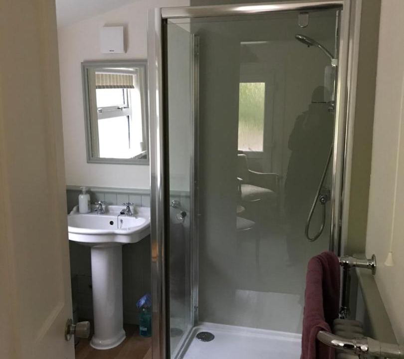 Photo of Bathroom in Tongue