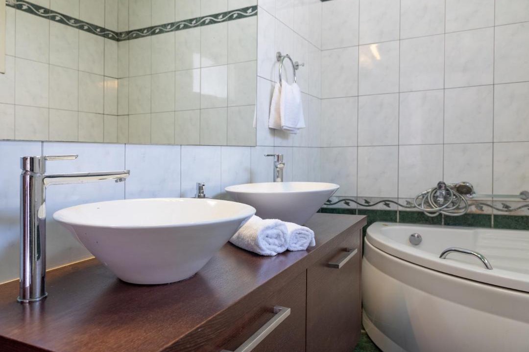 Photo of Bathroom in Karteros