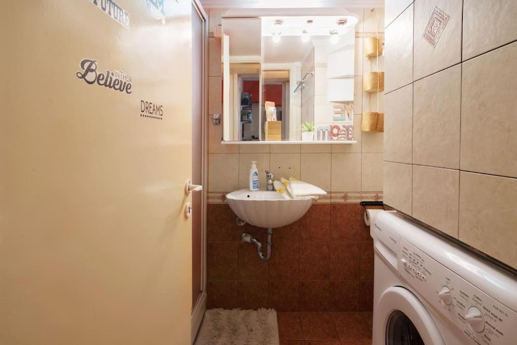 Photo of Bathroom in Kallithea