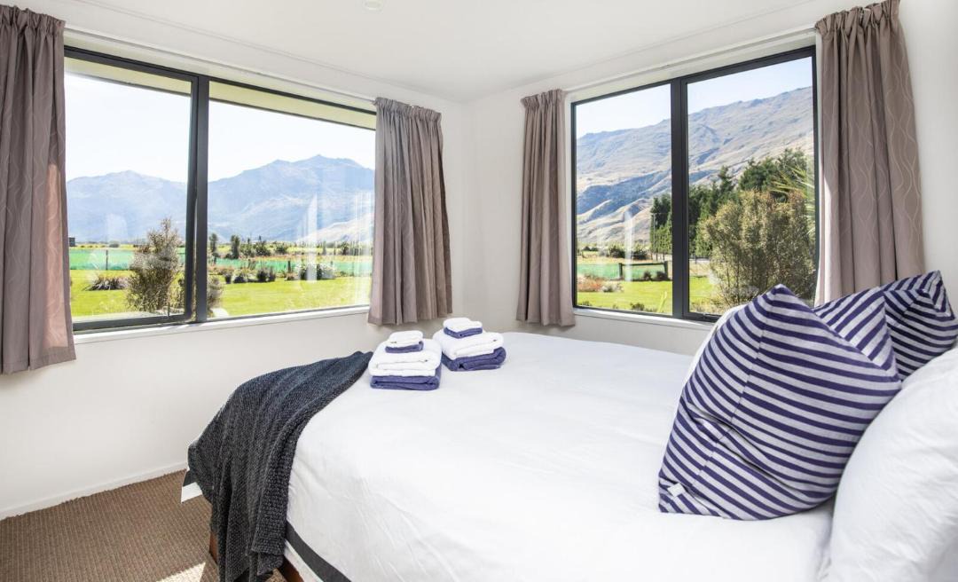Photo of Bedroom in Queenstown Lakes District