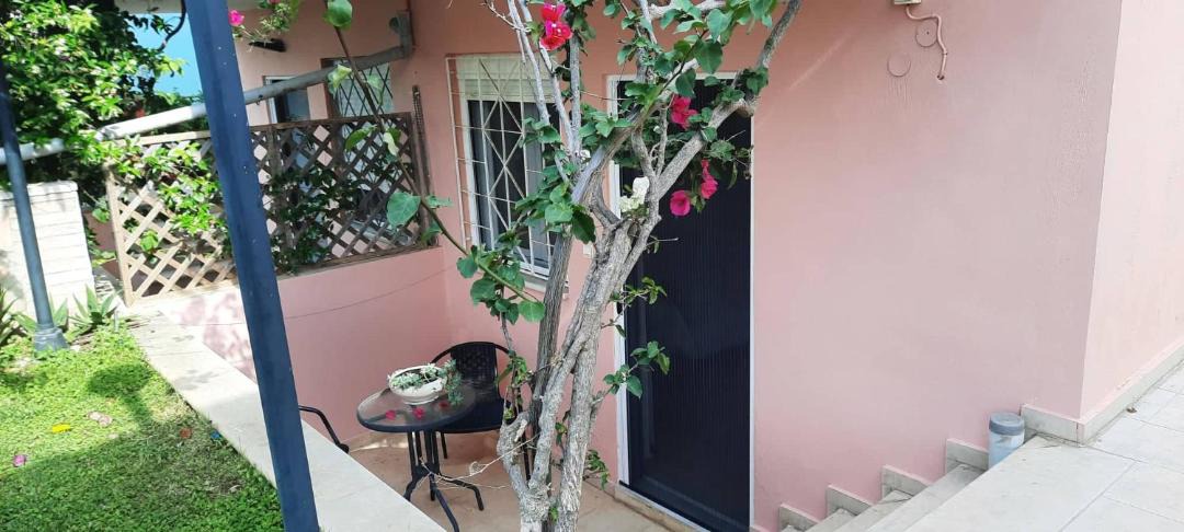 Photo of Patio Balcony in Zalongo