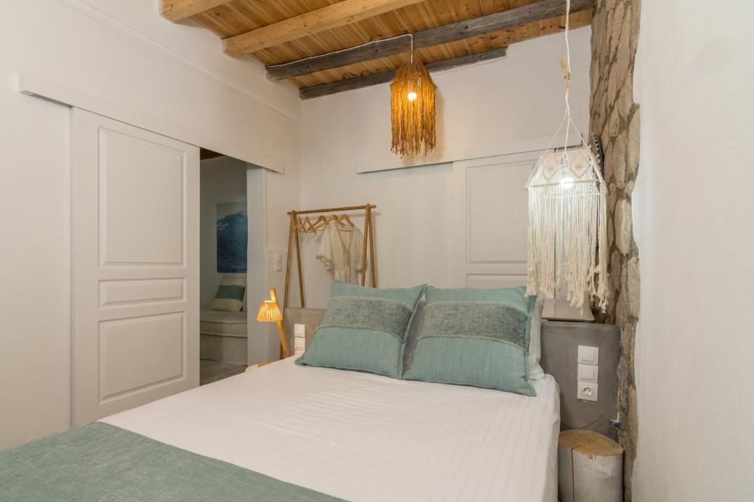 Photo of Bedroom in Milos