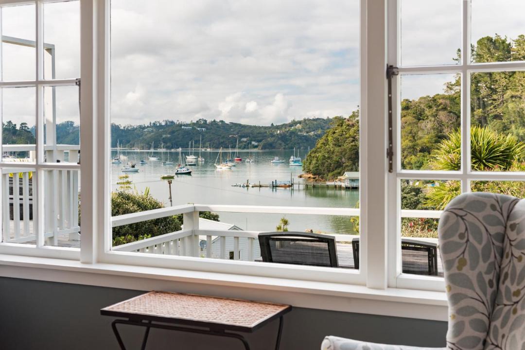 Photo of Patio Balcony in Russell