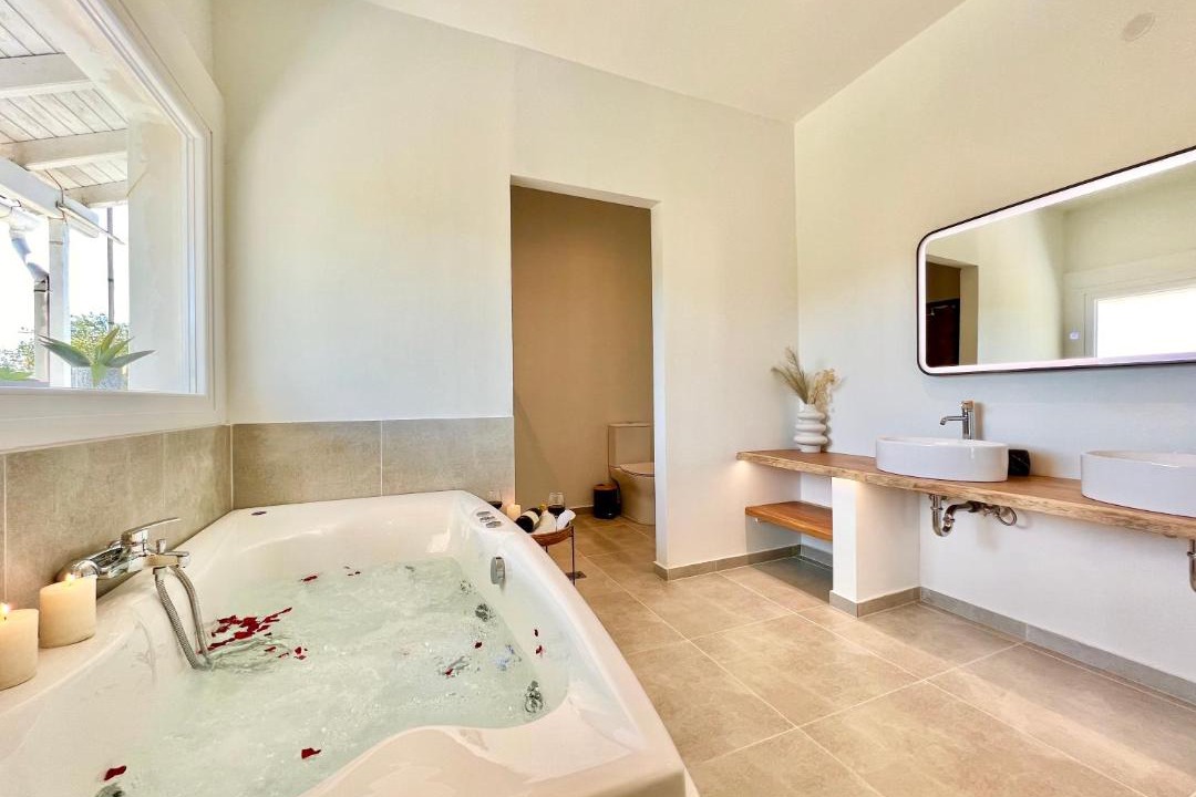 Photo of Bathroom in Roda