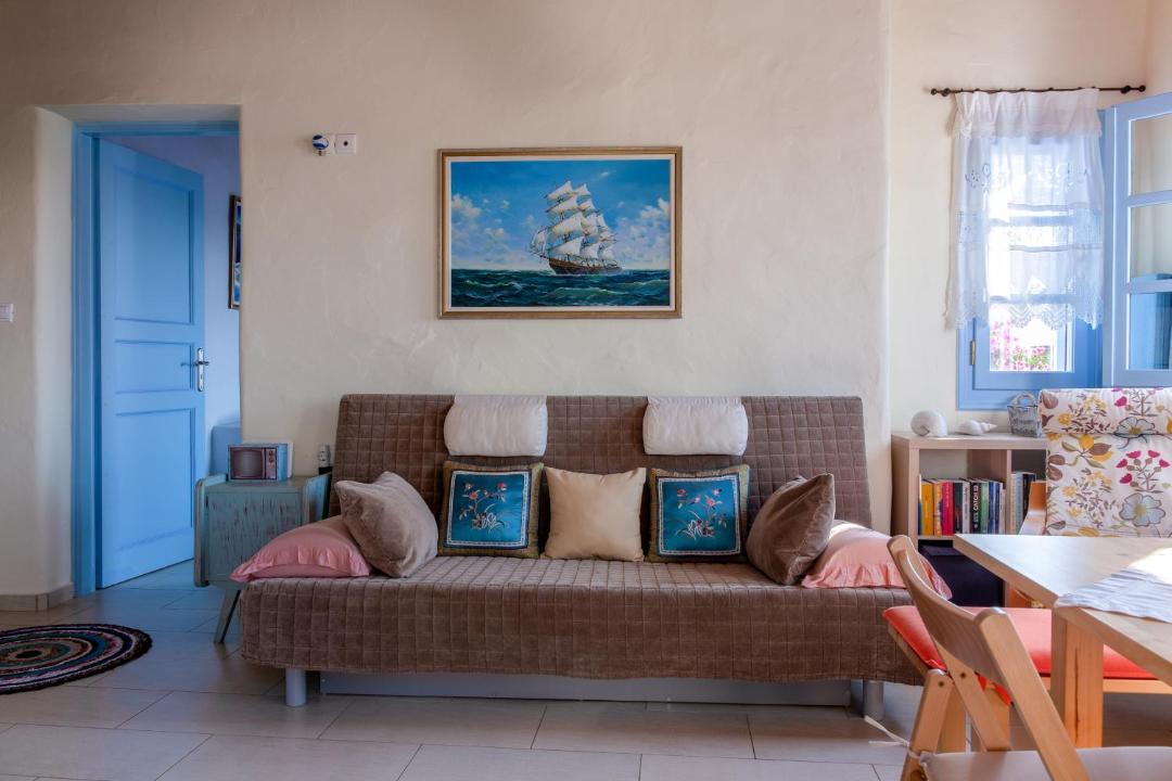 Photo of Livingroom in Aegiali