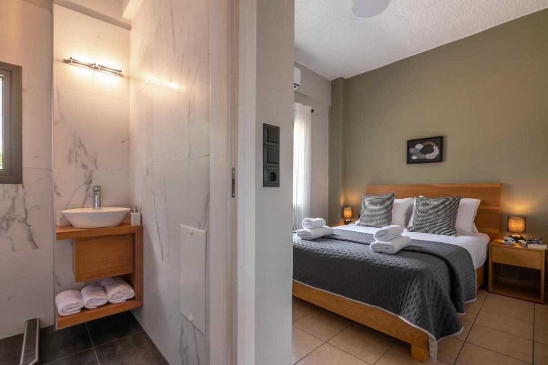 Photo of Bedroom in Limeniskos
