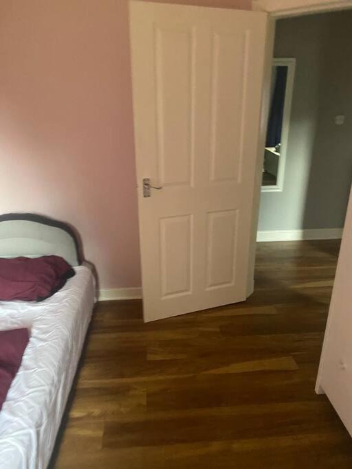 Photo of Bedroom in Restalrig