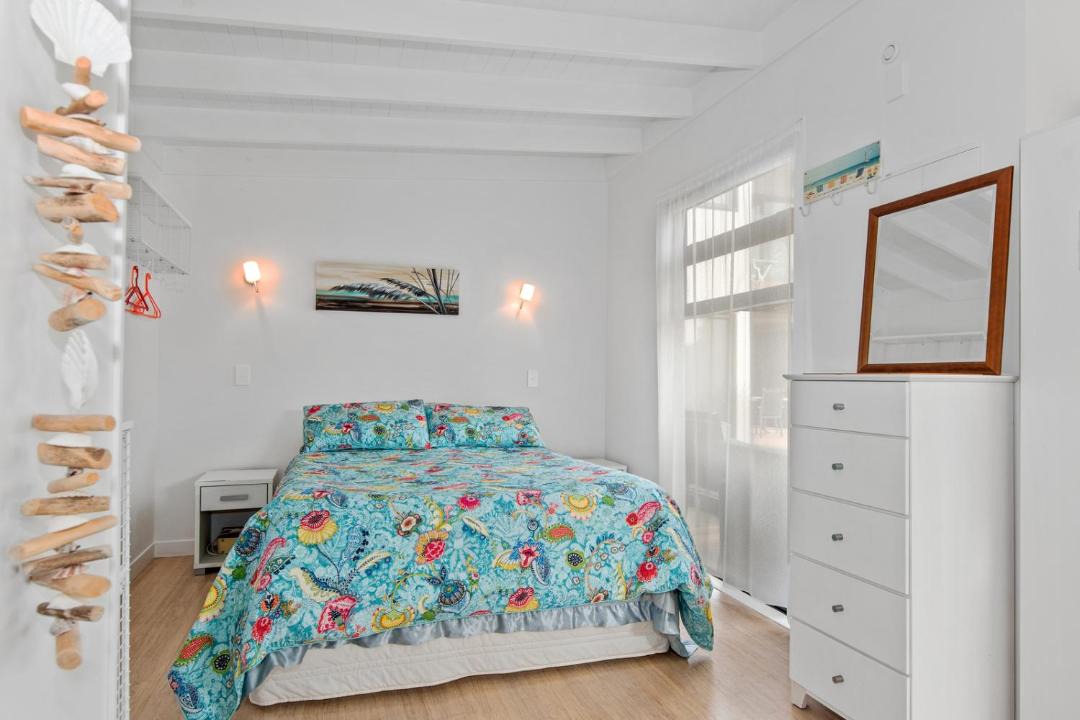Photo of Bedroom in Matapouri