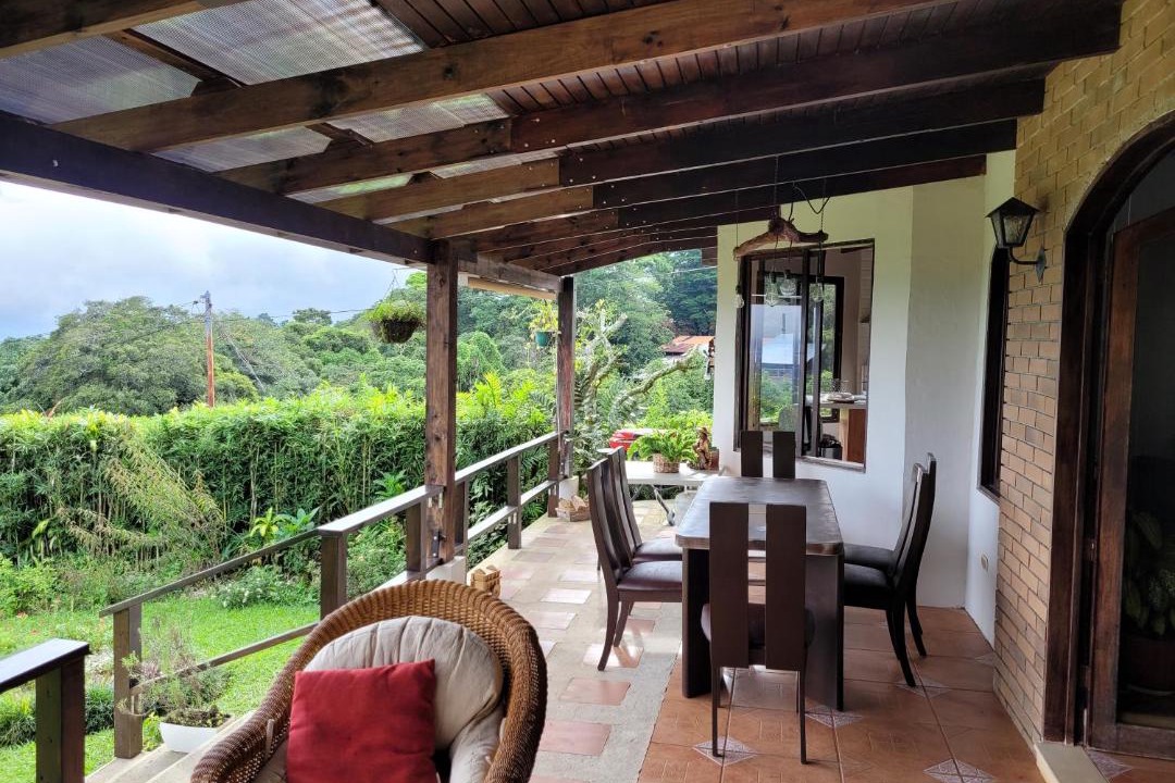 Photo of Patio Balcony in Birri