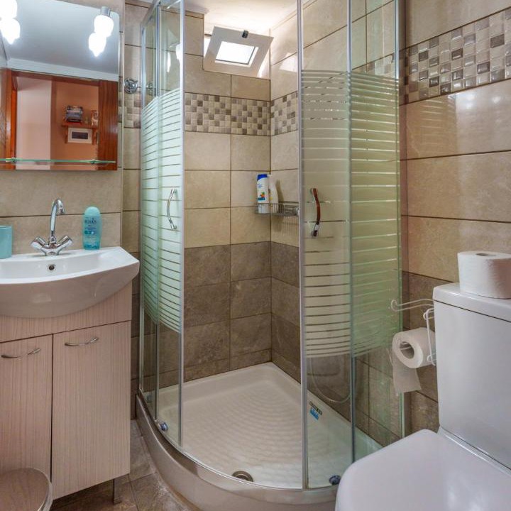 Photo of Bathroom in Kastri