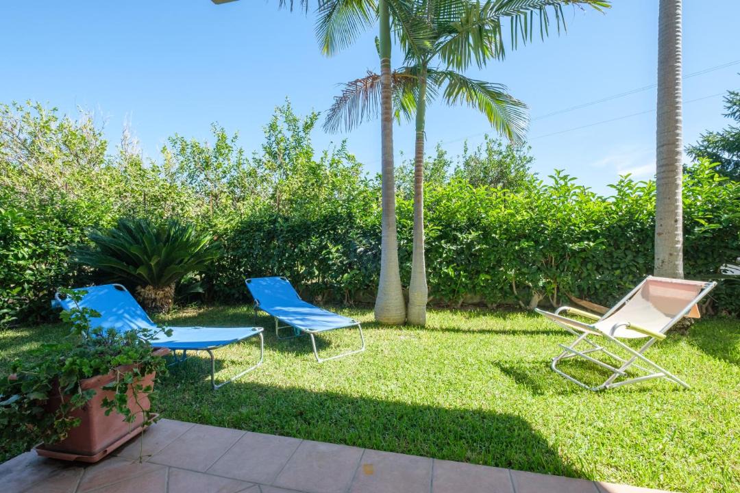 Photo of Others in Furnari