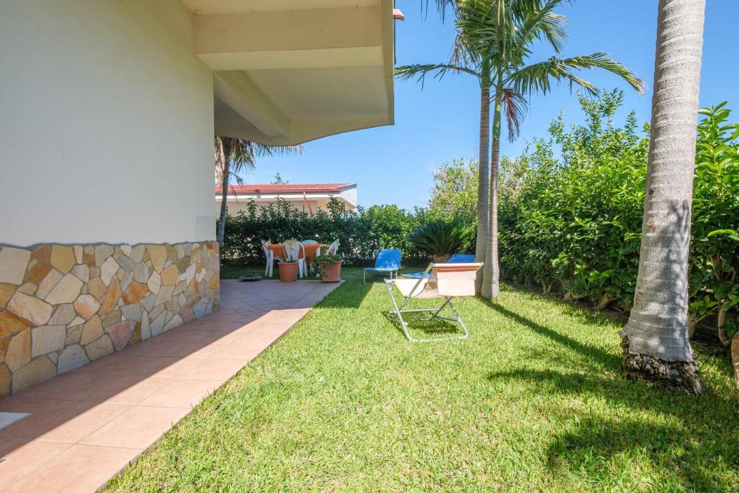 Photo of Patio Balcony in Furnari