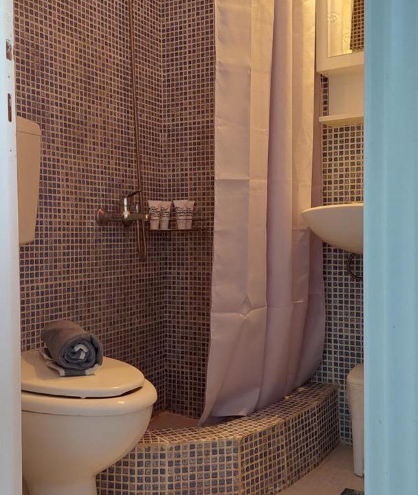 Photo of Bathroom in Pella Region