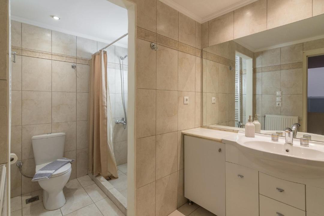 Photo of Bathroom in Mets