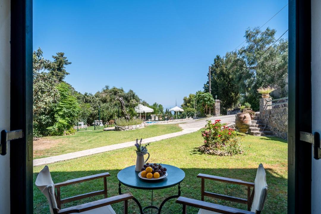 Photo of Patio Balcony in Notos