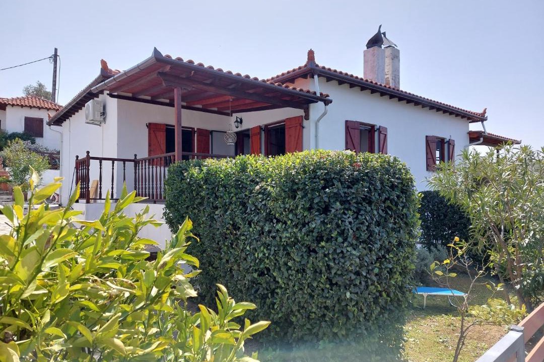 Photo of Others in Pella Region