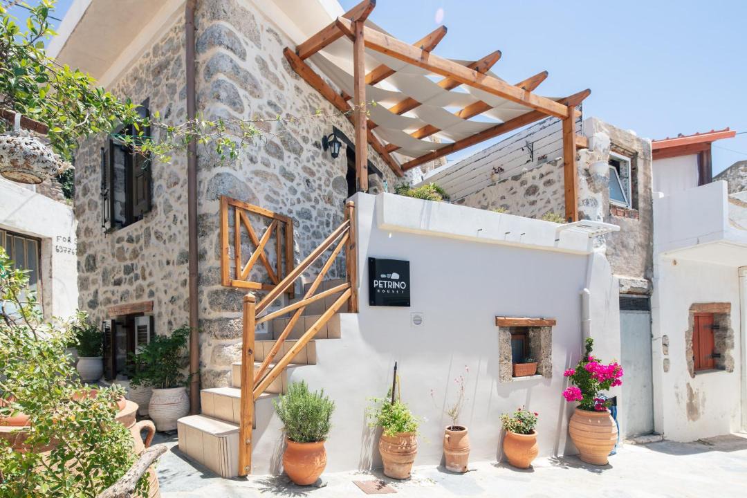 Photo of Buildings in Mirthios