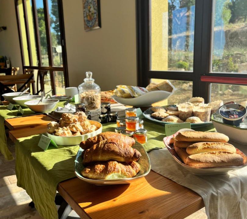 Photo of Others in Mockarta