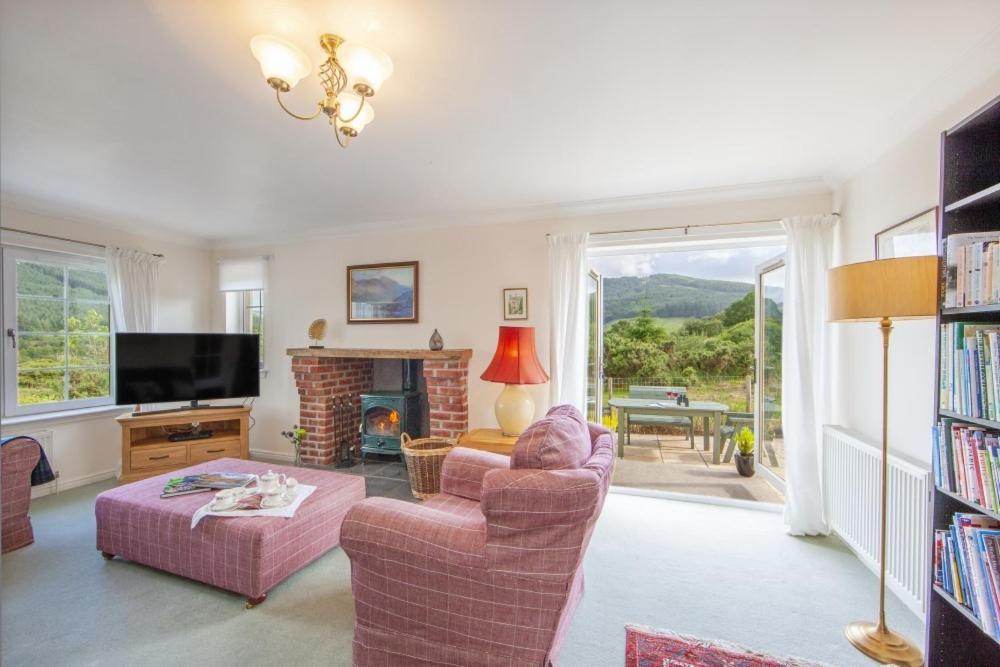 Photo of Livingroom in Strachur